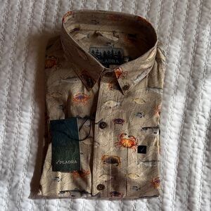 Pladra Button Down Shirt size M